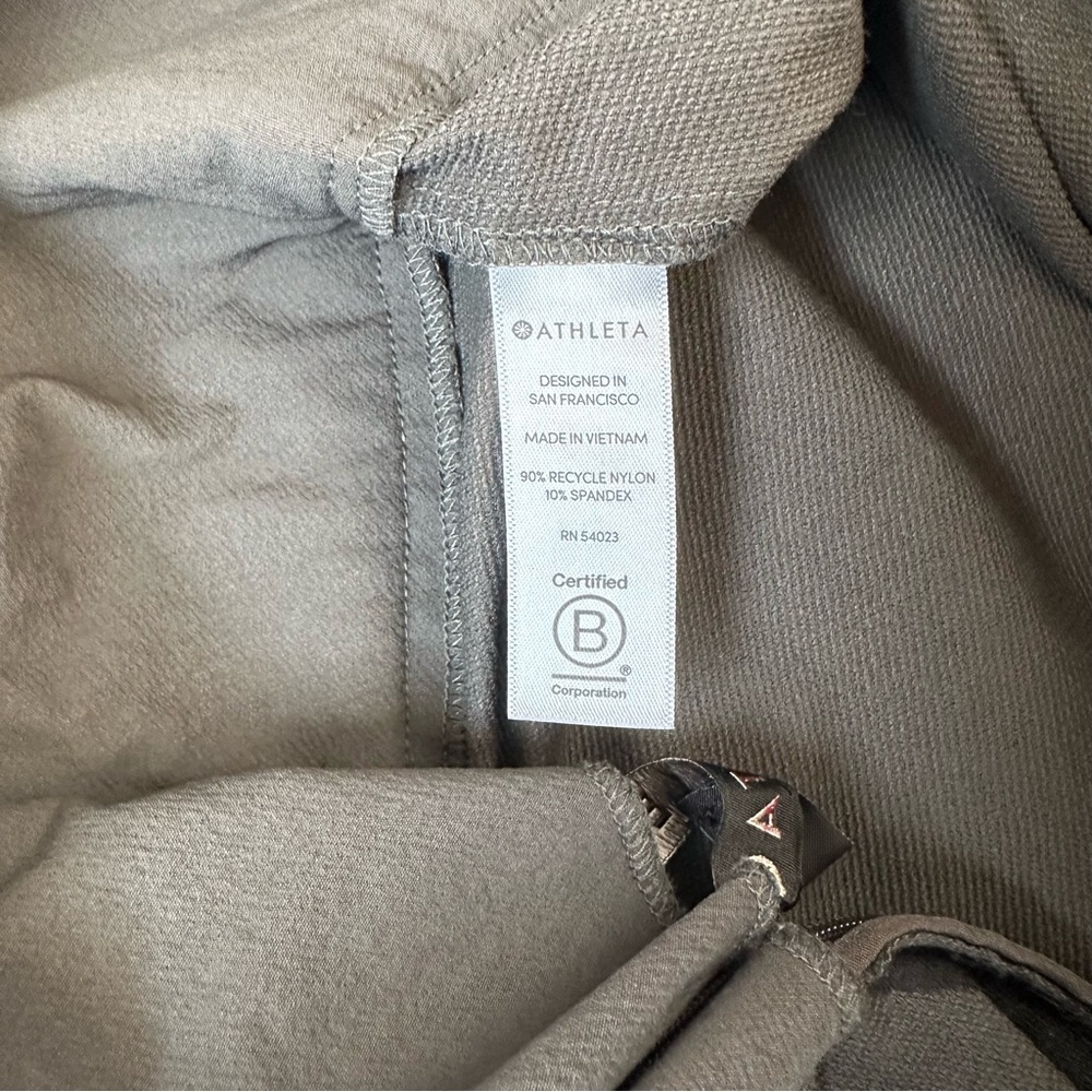 Athleta Wander Slim Straight Crop Pant Gray Size 6 - Picture 6 of 12